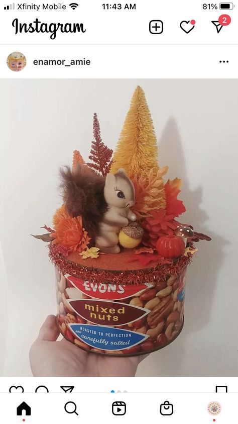 Fall Assemblage, Primitive Halloween Crafts, Magpie Ethel, Kitschy Christmas, Retro Thanksgiving, Fall Decor Diy Crafts, Retro Crafts, Beautiful Crafts, Spice Tins