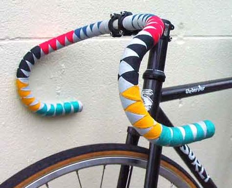 Geometric Handlebar Wrap Bike Design // #bikedesign #rideinstyle #geometricpattern Track Cycling, Bar Tape, Bike Details, Fixed Bike, Fixie Bike, Fixed Gear Bike, Bicycle Maintenance, I Want To Ride My Bicycle, Track Bike