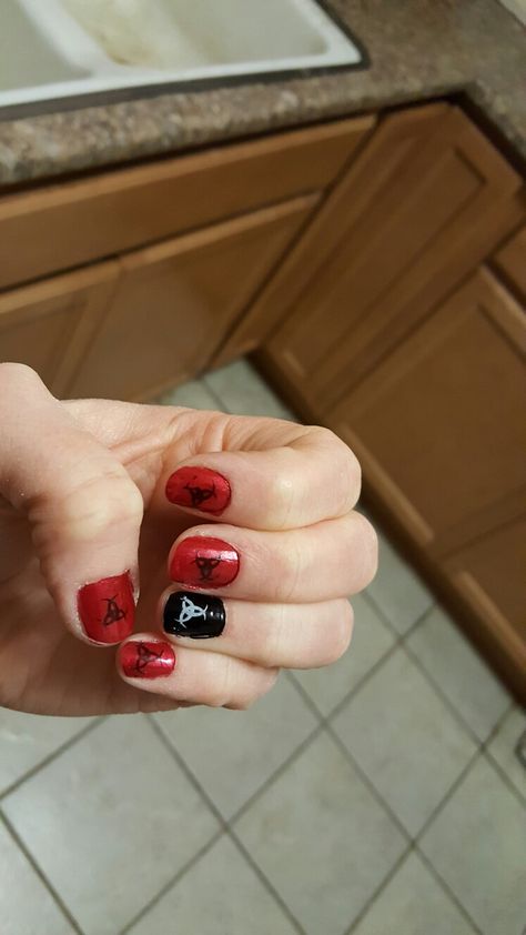 My resident evil nails 🙄 Resident Evil Inspired Nails, Resident Evil Nails, Evil Nails, Almond Gel Nails, Nautical Nails, Nail Design Inspiration, Inspired Nails, Gel Nail Design, Coffin Nails Long