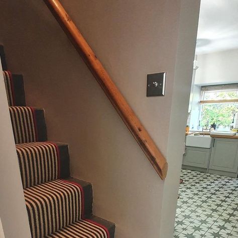 Stair Runners Direct on Instagram: "Gatsby striped stair runner with pink wool whipped edge. Looks great against the tiles 🥰 #stripedcarpet #stairs #runner #interiors" Striped Stair Runner, Stairs Runner, Stair Runners, Stair Runner, Black And Pink, Gatsby, Looks Great, Stairs, Carpet