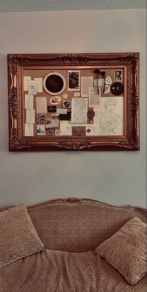 Best thing to wake up to🥺🖤 Vintage School Room Decor, Dark Academia Cork Board, Dark Academia Bedroom Inspo Vintage, Diy Dark Academia Wall Decor, Antique Themed Bedroom, Light Academia Entryway, Classic Academia Aesthetic Room, Light Academia Kitchen Aesthetic, Dark Academia Classroom Decor