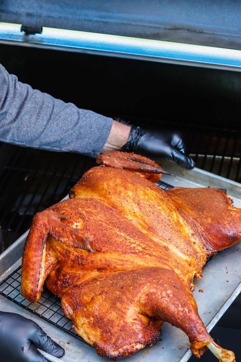 Spatchcock Turkey Smoked, Turkey Spatchcock, Smoked Spatchcock Turkey, Traeger Smoked Turkey, Smoked Whole Turkey, Spatchcock Turkey Recipe, Turkey Injection, Spatchcock Turkey, Cook Turkey