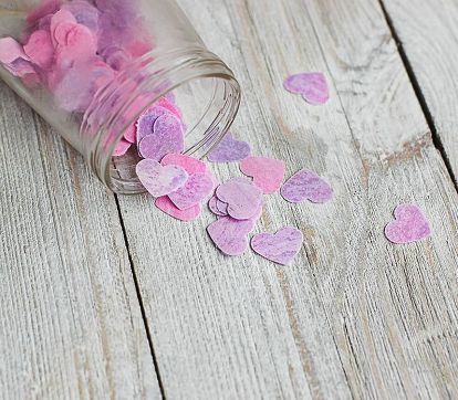 Here is a super easy and fun DIY Valentine's Day gift idea! Today I’m going to show you how to make your own heart shaped DIY Bath Confetti! #diy #diygifts #valentinesday #love #bathconfetti Diy Food Recipes Easy, Bath Confetti, Bath Diy, Homemade Fabric Softener, How To Make You, Diy Valentines Day, Food Recipes Easy, Floral Essential Oils, Essential Oils Gifts