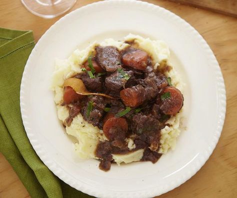 Woman's Day pays tribute to Margaret Fulton, who inspired a generation of home cooks. Get her fool-proof beef casserole recipe here, and we think every Australian should know it. Stew And Mashed Potatoes, Beef Stew With Mashed Potatoes, Midwestern Recipes, Stew With Mashed Potatoes, Guinness Stew, Guinness Beef Stew, Mashed Potatoes Recipe, Guinness Beer, With Mashed Potatoes