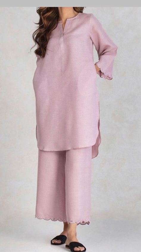 Lounge Wear Design Ideas, Solid Pakistani Suits, Solid Eastern Wear, Solid Cord Set, Eastern Clothes Design, Modest Cord Set, Indian Lounge Wear, Pakistani Dresses Casual 2023, Pakistani Coord Sets