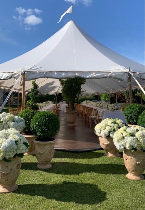 Backyard Wedding Big, Open Air Wedding Reception, Backyard Marquee Party, Classy Outside Wedding, Blue And White Tent Wedding, Spring Tent Wedding, Timeless Garden Wedding, Fancy Backyard Wedding, Classy Farm Wedding