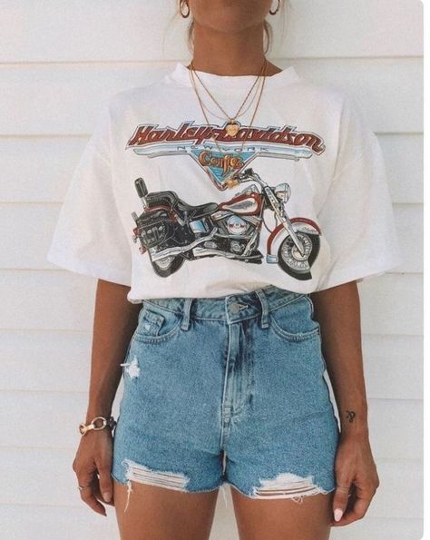 "☆pinterest // @macywillcutt☆" Drew Barrymore 90s, Summer Outfits Women 30s, Summer Outfit For Teen Girls, Vintage Summer Outfits, Denim Shorts Outfit, Classy Summer Outfits, Outfits 90s, Summer Outfits Women Over 40, Summer Outfits For Teens