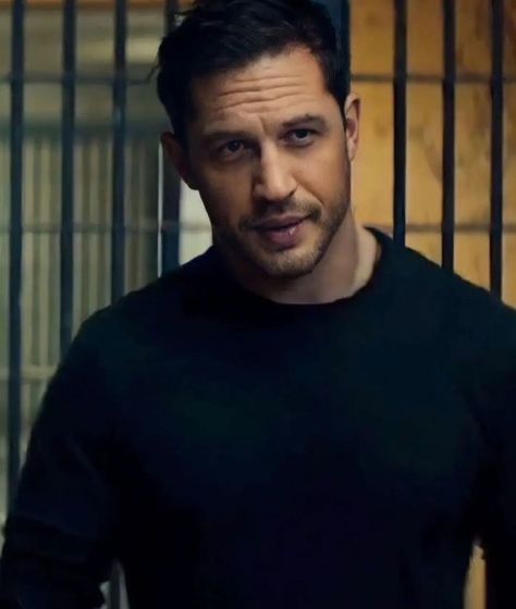 توم هاردي, Edward Thomas Hardy, Eddie Brock Venom, Thomas Hardy, Hot Actors, Tom Hardy, Male Face, Pretty Men, Celebrity Crush