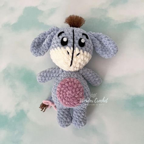 Eeyore Free Crochet Pattern - Easy Amigurumi - Wonder Crochet Eeyore Crochet Pattern Free, Easy Crochet Toys, Wonder Crochet, Eeyore Plush, Disney Crochet Patterns, Easy Amigurumi, Easy Crochet Animals, Crochet Disney, Crochet Easy