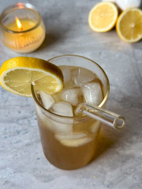 Easy Homemade Ginger Ale Recipe - Maja's Recipes Dinner Appetizers Easy, Chicken Appetizers Easy, Bite Size Appetizers Easy, Pumpkin Chia Pudding, Italian Appetizers Easy, Ginger Ale Recipe, Homemade Ginger Ale, Ale Recipe, Pear Crumble