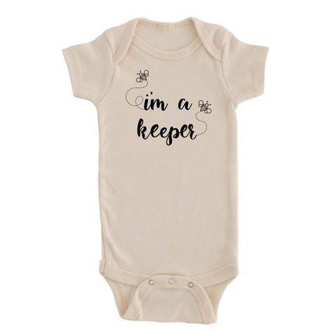 Bee Onesie, Cream Bodysuit, Cricut Baby, Custom Baby Onesies, Gender Neutral Clothes, Bee Keeper, Save The Bees, Baby Bee