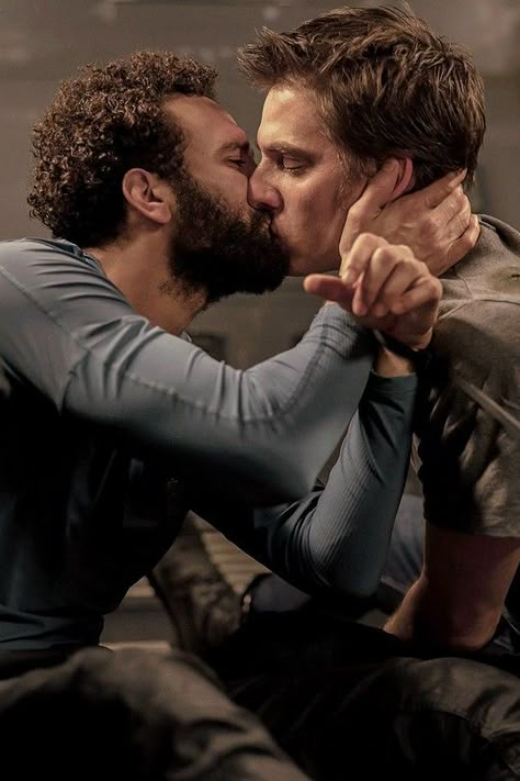 Two Men Kiss Reference, Old Guard Nicky And Joe, Joe And Nicky The Old Guard, Nicky The Old Guard, Nicky And Joe, Immortal Husbands, Joe X Nicky, Joe And Nicky, Marwan Kenzari