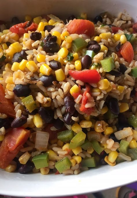 Southwest Style Rice - DadsPantry Southwest Rice Bowl Recipe, Southwestern Bowl Recipe, Southwest Bowl Recipe, Southwest Rice Recipe, Southwest Rice Bowl, Southwest Beans, Southwest Rice, Rice Bowls Vegetarian, Southwestern Rice