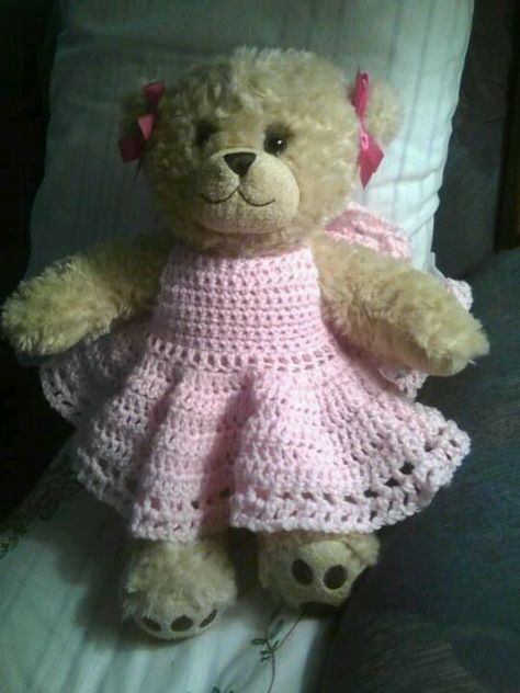 Crochet dress for teddy #Jesslin Design Build A Bear Outfits Crochet, Build A Bear Crochet, Plushie Clothes, Build A Bear Clothes, Build A Bear Outfits, Build A Bear Workshop, Bear Clothes, Hijab Designs, Teddy Bear Clothes