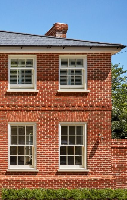 This elegant new build property has a distinct Georgian aesthetic, so spring balanced sash windows were the ideal choice House Exterior Windows, Red Brick Bungalow, Georgian Aesthetic, Window Arches, Bay Window Exterior, Wooden Sash Windows, Front Extension, Georgian Windows, Red Brick House Exterior