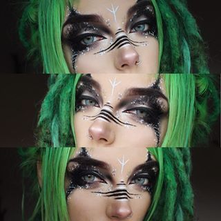 Pagan Makeup, Sith Costume, Viking Makeup, Green Dreads, Warrior Paint, Funky Makeup, Elf Warrior, Elf Cosplay, Magical Makeup