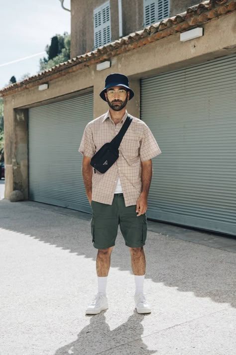 Men Coachella, Men Festival Outfit, Coachella 2020, Mens Street Style Summer, Festival Outfits Men, Festival Fits, Casual Outfits Summer, Mens Summer Outfits, Mens Casual Outfits Summer