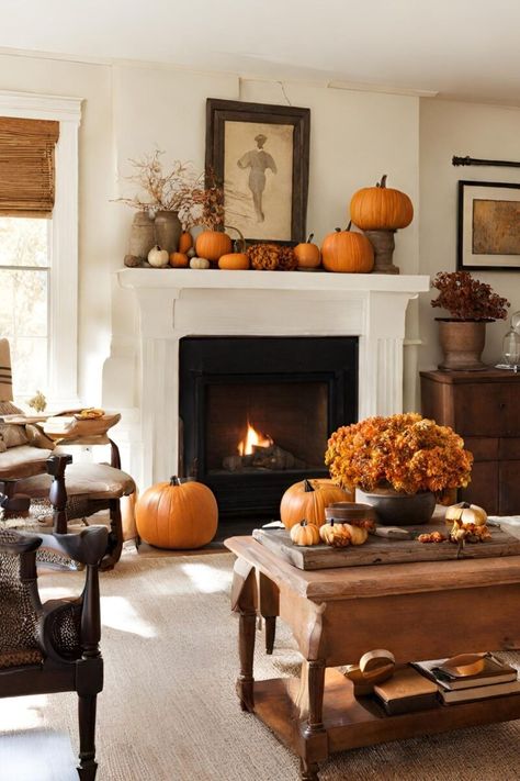 21 Cozy Fall Decor Ideas * Autumn Decorating | Montana Happy Outside Paint, Autumn Interior, Seasonal Living, Fall Mantle, Easy Fall Decor, Neutral Fall Decor, Fall Living Room, Cozy Fall Decor, Fall Decor Inspiration