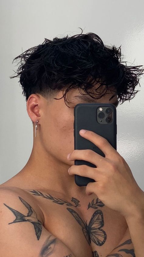 Straight Men Hairstyles, Trendy Men’s Hairstyles, Guy Hair Cuts Short, Tiktok Haircut Men, Wavy Hair Taper Fade, Tiktok Hair Men, Thick Straight Hair Haircut Men, Mens Hairstyles Short Thick Hair, Men Haircut Wavy Hair