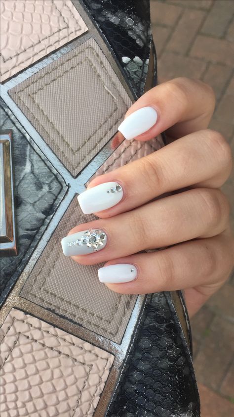 White Gel Extension Nails with Clear Crystals Soft Gel Nail Extensions Designs White, Nail Extension Designs White Color, Nail Extension White Design, Nails Extension Designs White, Softgel Nail Design White, Crystal White Nails, Soft Gel Nails Design White, Gel Extension Designs, White Nail Extension Designs