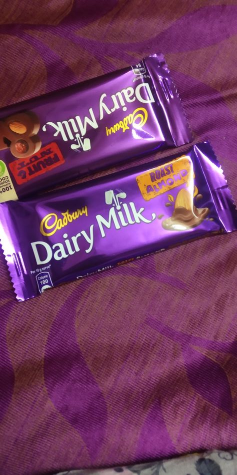 Dairy Milk Silk, Dry Fruits, Portrait Photography Poses, Dairy Milk, Milk Silk, Food Snapchat, Dried Fruit, Chocolate Lovers, Candy Bar