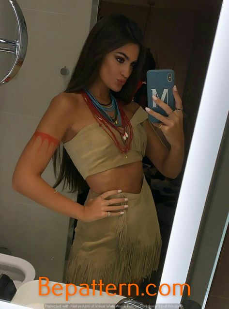 Crowning Glory The Power and Intrigue of Mob Wife Hair Diy Pocahontas Halloween Costume, Pocahontas Outfit Ideas, Disfraces Carnaval Originales Ideas, Recipe Breakfast Casserole, Pocahontas Halloween Costume, Pocahontas Halloween, Jewelry Latina, India Costume, Dresses Coquette