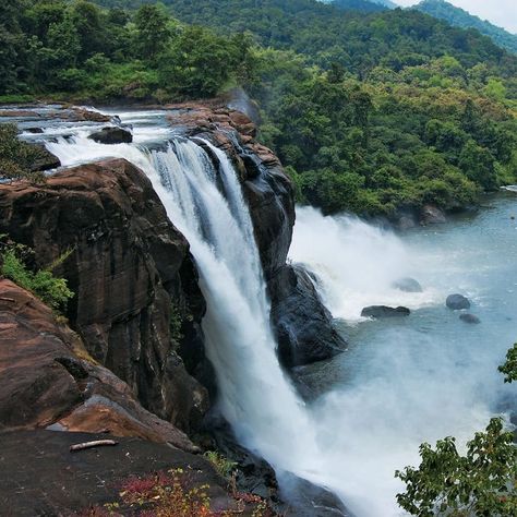 Known as the land of rivers, forests and waterfalls, Athirapally is home to Kerala’s largest waterfall standing at 80 feet tall and 330 feet wide. Set in the beautiful and tranquil forests of the Western Ghats, nature lovers will be in their element at this wondrous place. Exotic plants and trees as well as a wide range of indigenous and migratory birds can be witnessed here. Nicknamed The Niagra Falls of India this location truly is a must see. Kerala Tour, Kerala Backwaters, Kerala Travel, Best Nature Wallpapers, Largest Waterfall, Western Ghats, Migratory Birds, Waterfall Photography, Romantic Honeymoon