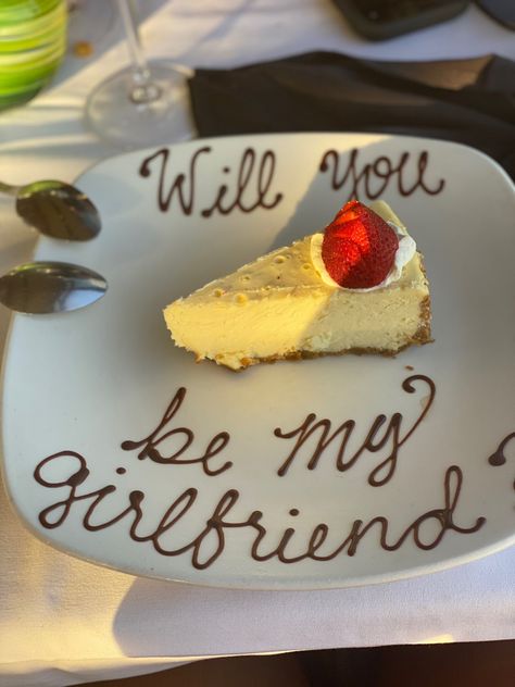 Gf Proposal Ideas, Boyfriend Proposal, Girlfriend Proposal, Be My Girlfriend, Cute Proposal Ideas, Relationship Vision Board, Will You Be My Girlfriend, Cute Homecoming Proposals