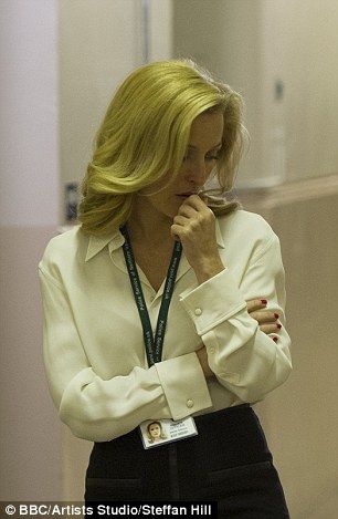 Dark roles: On Hannibal (left) and The Fall (right), Gillian acted opposite charismatic se... Gillian Anderson The Fall, Gillan Anderson, David Duchovny And Gillian Anderson, Jillian Anderson, Anderson Shelter, Stella Gibson, Mulder And Scully, Dana Scully, Fox Tv