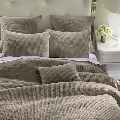 Quilts & Coverlets | Find Great Bedding Deals Shopping at Overstock King Quilt Sets, Grey Quilt, Velvet Quilt, Velvet Bed, Twin Quilt, King Quilt, Quilt Set, Queen Quilt, Cotton Velvet