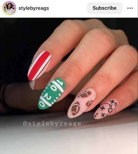 49ers Nails, Nfl Nails, Football Nail Designs, Spirit Nails, Sports Nails, Football Nails, Tiger Nails, Only Ny, Country Nails