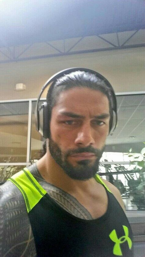 Roman Reigns Selfie, Roman Reign, Roman Reigns Family, Roman Reigns Smile, Roman Reigns Shirtless, Joe Anoaʻi, Roman Reigns Wwe Champion, Wwe Superstar Roman Reigns, Jon Moxley