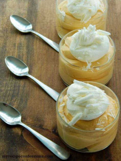 30 Minute Butterscotch Mousse Recipe  |via myrecipeconfessions.com Butterscotch Mousse, Mousse Desserts, Caramel Mousse, Mousse Cups, Butterscotch Pudding, Flan Recipe, Custard Recipes, Homemade Pastries, Delectable Desserts