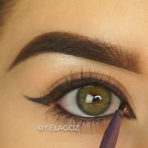 SUPER EASY EYE LINER TUTORIAL Smokey Eye Makeup Steps, Maquillage Yeux Cut Crease, Beginners Eye Makeup, Eye Makeup Techniques, Makeup Tutorial Eyeliner, Eye Makeup Pictures, Eye Makeup Steps, Makeup Step By Step, Makeup Eye Looks