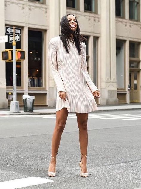 20 Winter Graduation Dresses to Shop Nowvia @WhoWhatWear Graduation Dress College Winter, Graduation Outfit Ideas Winter, Graduation Dress Winter, Winter Graduation Outfit College, Graduation Outfit Winter, Winter Graduation Dress, University Graduation Dresses, Winter Graduation Outfit, University Graduation Outfit