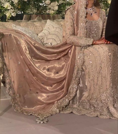 Champagne Desi Wedding Dress, Sage Green Pakistani Bridal, Beige Desi Wedding Dress, Ivory Wedding Dress Pakistani, Ivory Pakistani Bridal, Bridal Lehenga Pakistani, New Bridal Dresses, Valima Bride, Dress Pakistani