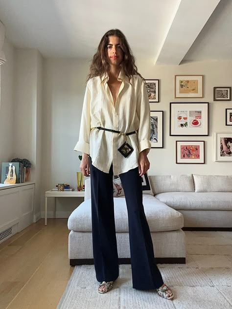 Leandra Medine Style, Easy Outfits, Look Put Together, Leandra Medine, Outfits To Wear, Suede Fringe Jacket, Classic Cardigan, Fashion Sites, Mode Inspo