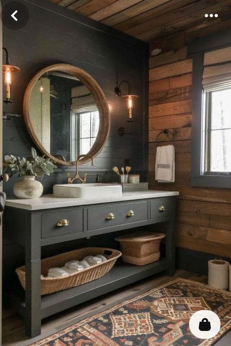 Rustic Bathroom Decor Ideas, Victorian House Interiors, Bathroom Farmhouse, New House Bathroom, Cabin Bathrooms, Rustic Bathroom Designs, Bathroom Farmhouse Style, Bathroom Redesign, Rustic Bathroom Decor