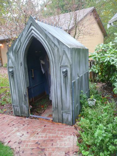 Outside Halloween Decorations, Scary Halloween Decorations Diy, Halloween Bride, Halloween Forum, Halloween Outside, Haunted House Decorations, Halloween Ghost Decorations, Yard Haunt, Halloween Props Diy