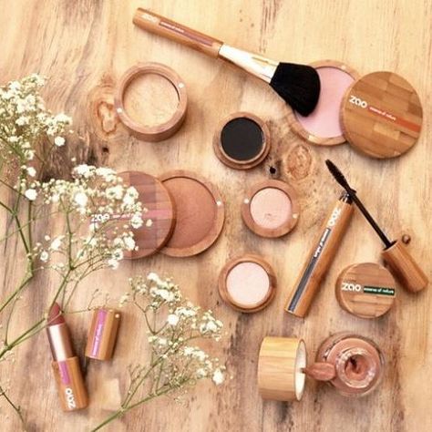 Dark Natural Makeup, Makeup For Pictures, Makeup Looks Dark, Natural Makeup Brands, Nature Makeup, Ideas For Makeup, Eco Friendly Makeup, All Natural Makeup, Non Toxic Makeup