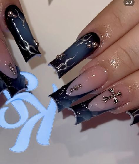 Dark Glitter Blue Nails, Cool Goth Nails, 19 Birthday Nail Ideas, Black And White Aura Nails, Low Rider Nails, Scorpio Acrylic Nails, Gothic Coffin Nails, Goth Nails Acrylic, Halloween Acrylic Nails