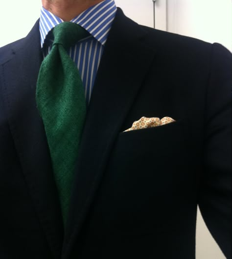 Im afraid a green tie on everyone will look a bit leprechaun - eee. Maybe this darker forest green would deb nice? Green Tie Outfit Men, Tie Outfit, Suits And Ties, Der Gentleman, Suit Tie, Men Wear, Sharp Dressed Man, Green Tie, Men’s Suits