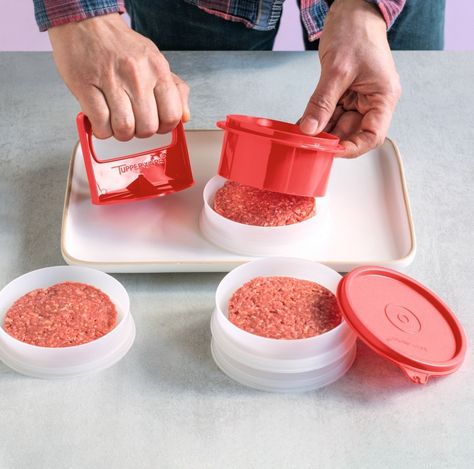 Hamburger Press, Tupperware Consultant, Burger Press, Homemade Hamburgers, Hamburger Patties, Kitchen Display, Kitchen Helper, Classic Kitchens, Kitchen Baking