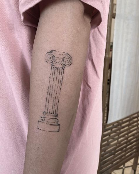 Greek Column Tattoo Minimalist, Ionic Column Tattoo, Colleseum Rome Tattoo, Greek Column Tattoo, Pillar Tattoo, Colosseum Tattoo, Colleseum Rome, Column Tattoo, Arch Tattoo