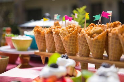 Skip the wasteful disposable plates and plastic forks. These clever party foods will have you saying, Teen Party Food, Creamy Spinach Dip, Cheese Stuffed Mushrooms, Homemade Buttermilk Biscuits, Waffle Cone, Easy Party Food, Easy Parties, Money Saving Meals, Favorite Chicken