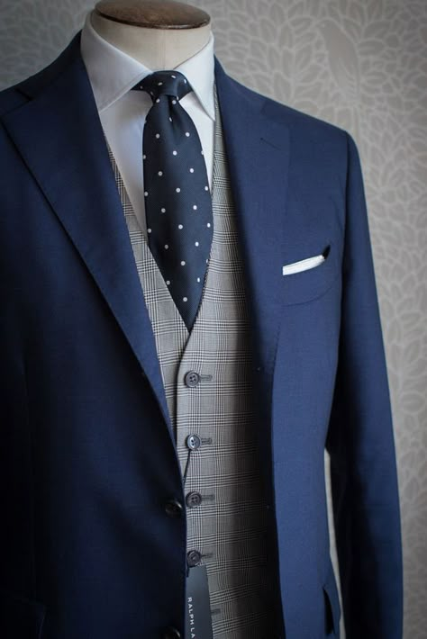 The Perfect Blue for when You Say I Do!~The Best Blue Suits For Men - Mon Cheri Bridals Mans Suit, Gentle Man, Gentleman's Club, Classy Suits, Suit Blue, Suit Waistcoat, Classy Men, Jackets Men Fashion, Wedding Suit