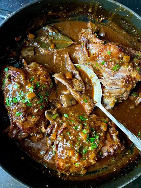 Pork Osso Bucco Recipe, Susan Spungen, Turkey Thigh Recipes, Braised Turkey, Turkey Thigh, Osso Bucco Recipe, Osso Buco Recipe, Turkey Drumsticks, Turkey Thighs