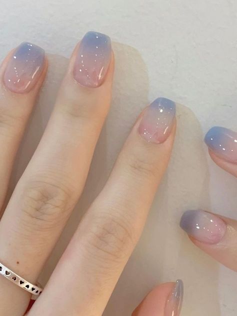 Blue Ombre Nails, Kutek Disney, Korean Nail Art, Ombre Nail, Korean Nails, Blue Nail Art, Blush Nails, Pretty Gel Nails, Soft Nails