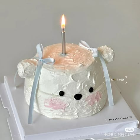 Bts Cake, Vintage Birthday Cakes, Cake Cafe, Mini Cakes Birthday, Pretty Dessert, Cute Baking, Dream Cake, Pretty Birthday Cakes, Cute Birthday Cakes