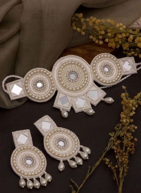 White Jwellary Set, Mirror Embroidery Earrings, Handmade Jwellary Unique Design, Mirror Work Jewellery Set, Mirror Earrings Handmade, Handmade Jwellary Idea, Western Earrings Fashion, Navratri Jewellery Handmade, Arri Design